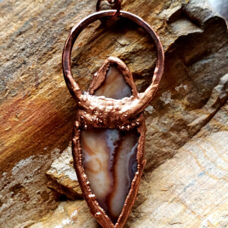 Slender Agate Druzy back